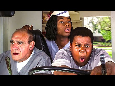 The Asylum Escape Scene | Good Burger | CLIP