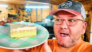 Traditional Newfoundland Pistachio Éclair Cake