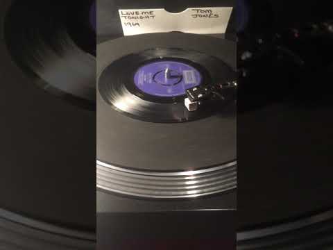 Tom Jones - Love Me Tonight ( Vinyl 45 ) From 1969 .