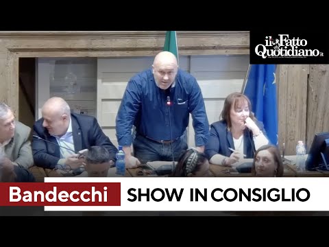 Bandecchi shows off at the City Council meeting: "I'll take you to court, you don't matter." And ...