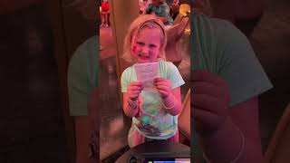 our day at sea today👑🏊‍♀️🐭✨☀️ #disneycruise #disneydream #cruisevlog #familyvacation #dayatsea