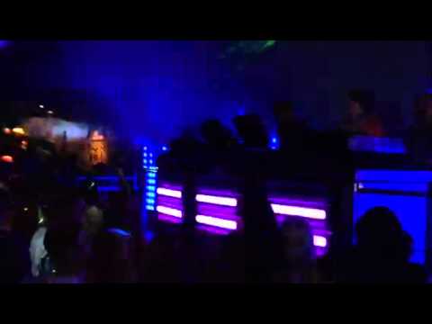 Floorfilla live @ Azure