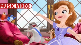 Sofia the First &quot;Blue Ribbon Bunny&quot; Song 🎶🐰 | @disneyjr