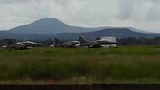 preview picture of video 'Despegue aviones F-5 Fuerza Aerea Mexicana'