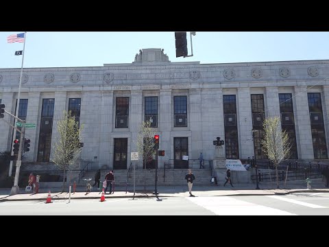 🚶‍♂️ MBTA ("the T") Red line, Central Square to Harvard Square, April 2022 | Candid Exploration [4K]