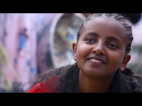 Gulaalleen kan Tufaa - Hacaalu Hundeessaa-channel kana SUBSCRIBE gochuun ittiin bohaara oromo music