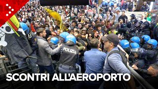 Corteo lavoratori GKN, manifestanti invadono l’aeroporto di Firenze: scontri con la polizia