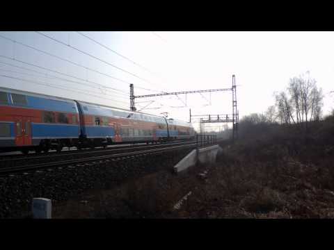 Průjezd vlaku Os 9320 - Praha-Kyje/Dolní Počernice (FullHD)