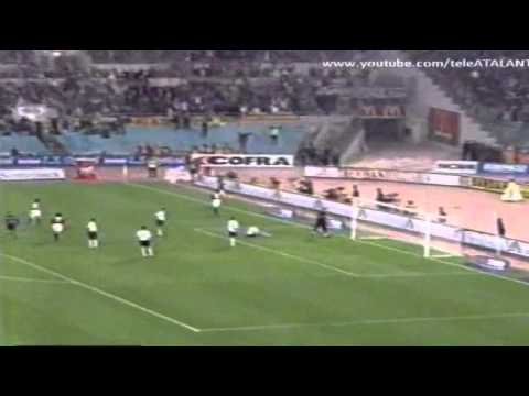 Serie A 2001-2002, day 27 Roma - Atalanta 3-1 (2 Montella, Carrera o.g., Doni)