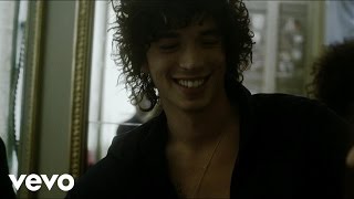 Julian Perretta - Stitch Me Up