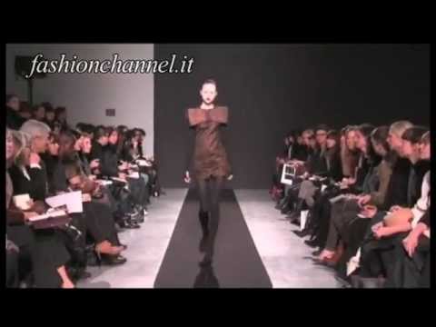 "Bruno Pieters" Autumn Winter 2009 2010 Paris 2 of 2 pret a porter women by FashionChannel