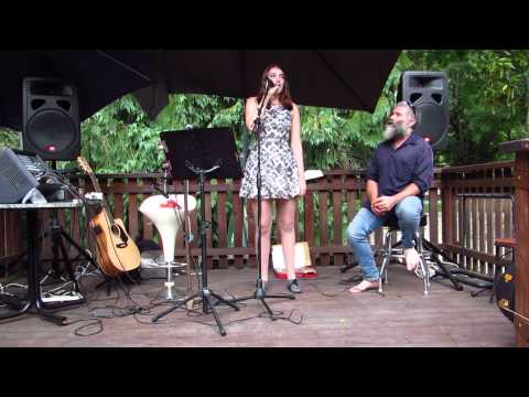 Tessa Hulsbosch sings Skyfall