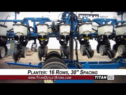 Kinze 3600, 16R30, Markers, Pull Behind Hitch,4 Liq...