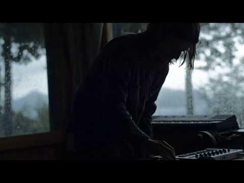 Lumtz I Acantilado (Sesión en la cabaña)