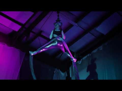 Elle Cangiolosi at Refuge Aerial performing to Chandelier by Sia. Videography by Ryan Roullard.