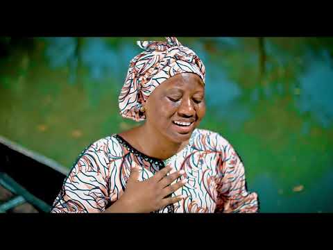 SHAMSIYYA SADI (SO SUFA) OFFICIAL VIDEO BY MOMMY GOMBE