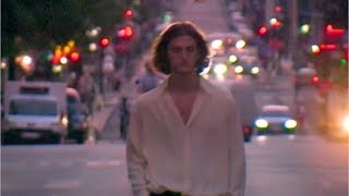 Roman Lewis - "Midnight In Paris" (Official Video)