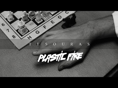Plastic Fire - Tesouras (Clipe Oficial)