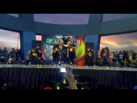 GROOVE 2010 FINALS 89.9 CREW