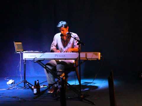 Adrian Gaspar Solo /// Improvision