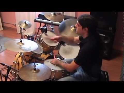 WINNER OF THE WORLD DRUM CONTEST 2011- LORIS LOMBARDO