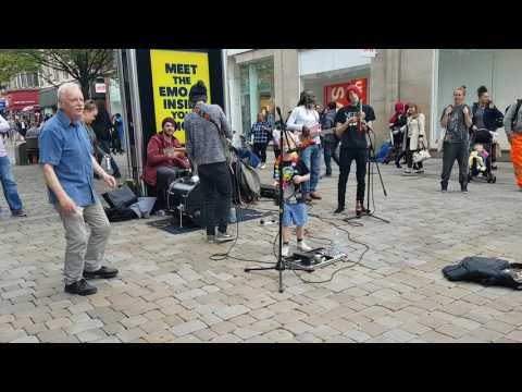 Ruff Trade Busking Manchester - One Love feat 5 year old member Rico