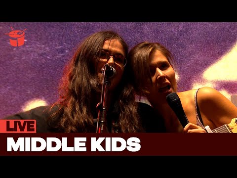 
    Middle Kids cover Lorde 'Homemade Dynamite' Ft. Ruby Fields (triple j's One Night Stand)
  