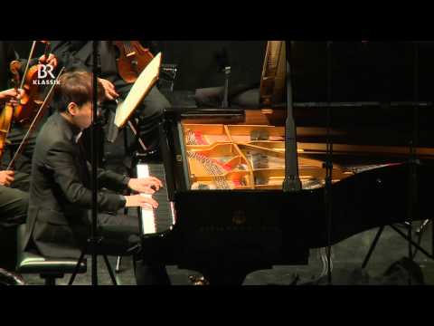 Chi Ho Han-Mozart Piano Concerto No.13 in C major k.415/Marc-André Hamelin-Pavane Variée