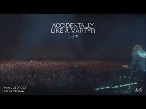 Video thumbnail for Accidentally Like a Martyr (Live)