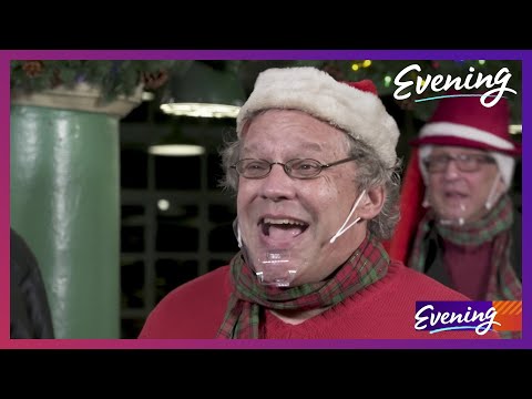 Seachordsmen sing Christmas Carol 🎵🎅