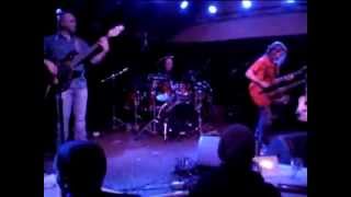 TR3 featuring Tim Reynolds performing their original song "Grania"