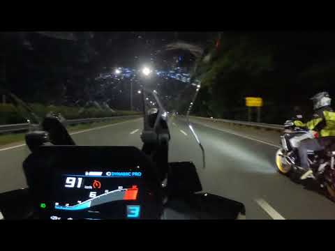 BMW GSA vs S1000XR