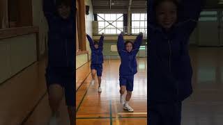 こうやって一緒に踊るの去年以来?❤️ #タイムワイプ #体操着 #絶妙にダサい #ダサい #高校生 #高校生活 #jk #おすすめ乗りたい #ダンス #流行りのやつ