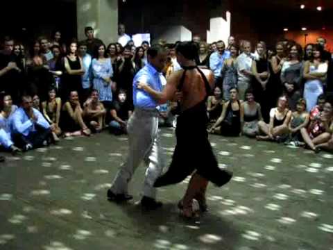  Silvina Valz  and  Oliver Kolker  are  dancing  to  the  milonga  "  Milonga De Mis Amores  "