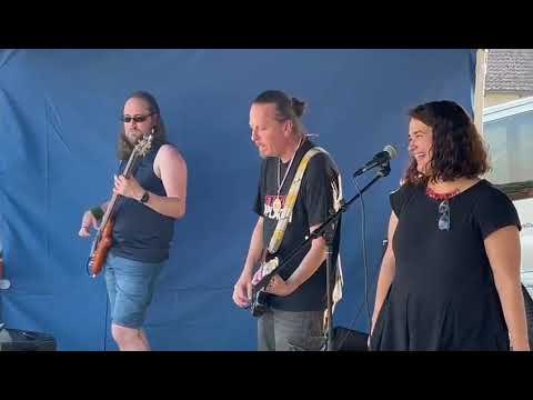 Falešný poplach - Falešný poplach - Russian mystic pop (Psí vojáci COVER)