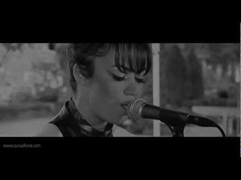 Aura Dione - In Love With The World (Acoustic Version) - Live