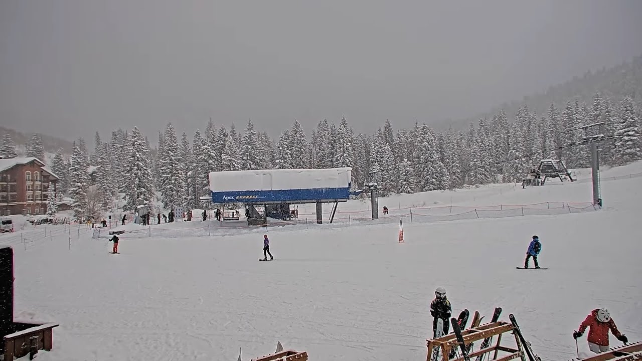Apex Express and Sunrise Lift Lines
