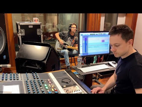 Recording Guitars with Brent Mason at Blackbird Studios, Nashville