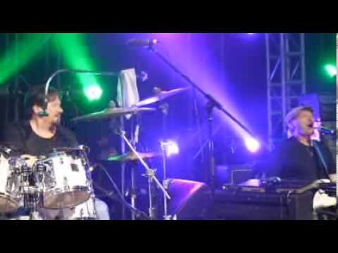 MadHash  - This Flight Tonight