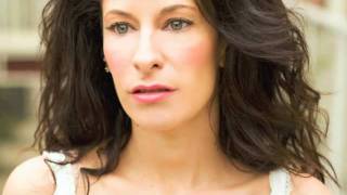 Many Faces of Sides. Photos of Marthia set to her song Perfect Fall #minutewithmarthia