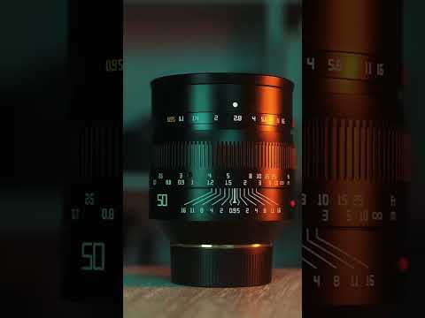 A Cheap (but powerful) Night Street Photography Lens