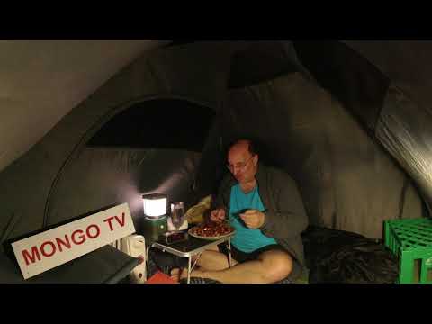 MongoTV_5880 - Min Aftensmad - DANISH MUKBANG - Del 1 - RÅSTEGTE KARTOFLER Med PØLSER og BRUN SOVS