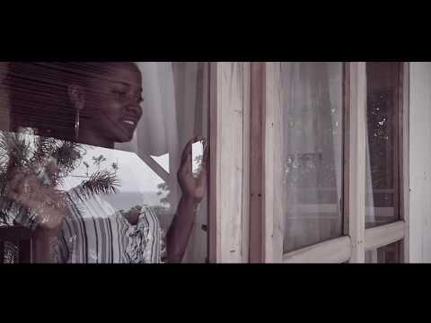 Haylton  Dias - Galinha Branca (Oficial Vídeo)