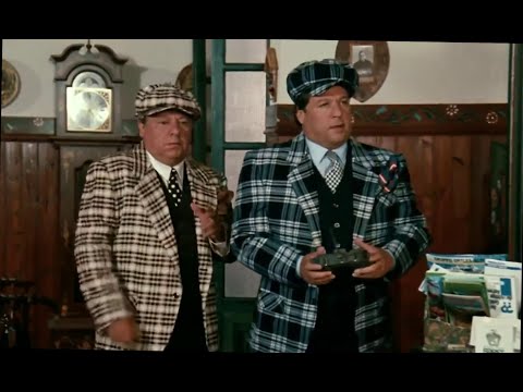 Le Comiche - L'albergo 😂 scena divertente con Renato Pozzetto e Paolo Villaggio