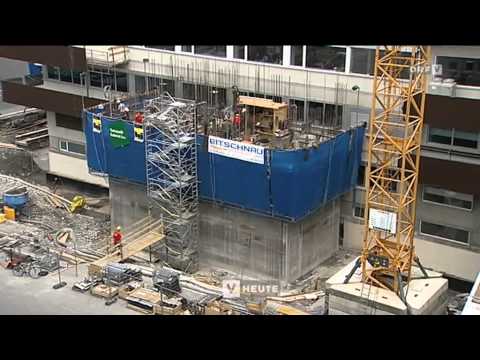 120705 Vheute TomaselliLiebherrTreppen