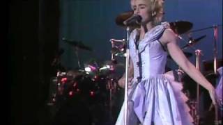 Madonna - 03. True Blue (Who's that Girl World Tour)