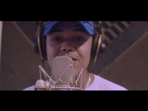 MC Gêmeos sp "Pra conquistar tem que batalhar" (web clipe oficial) (Prod. DJ Rhuivo)