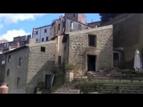 Case Ischia di Castro VT