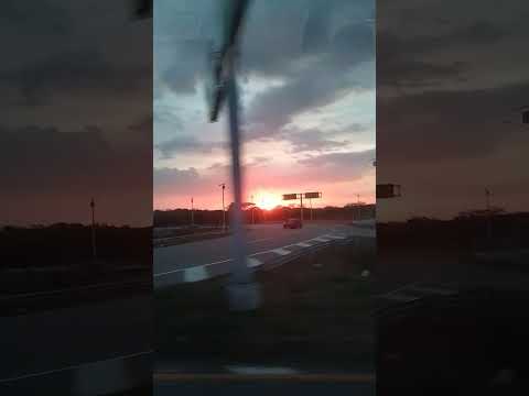 Atardecer en vías del departamento del Cesar. Bosconia, Cesar #valledupar #Bosconia