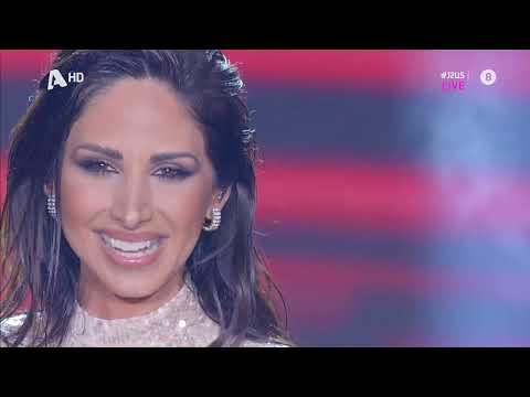 J2US: Η Λένα Ζευγαρά σε ένα ξεσηκωτικό medley